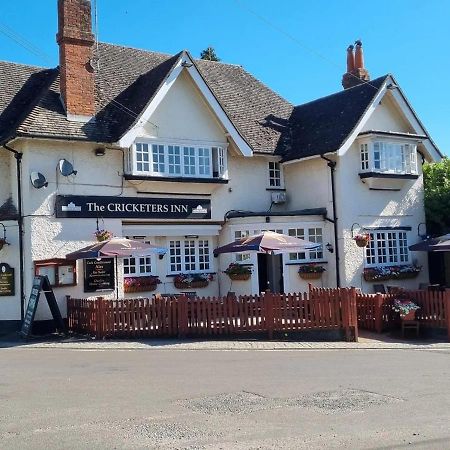 The Cricketers Inn Martyr Worthy Extérieur photo
